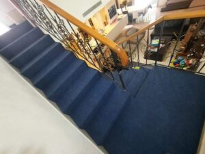 שטיחים במדרגות